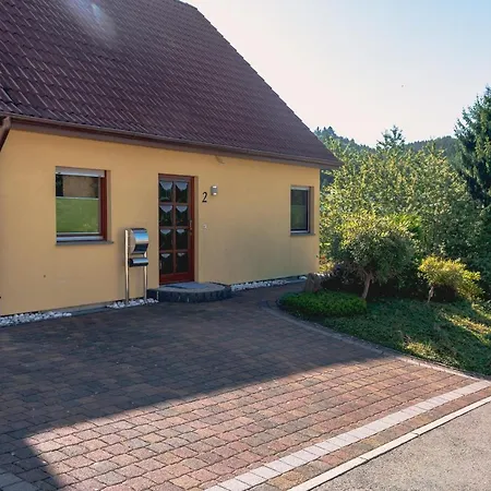 Le Adenau